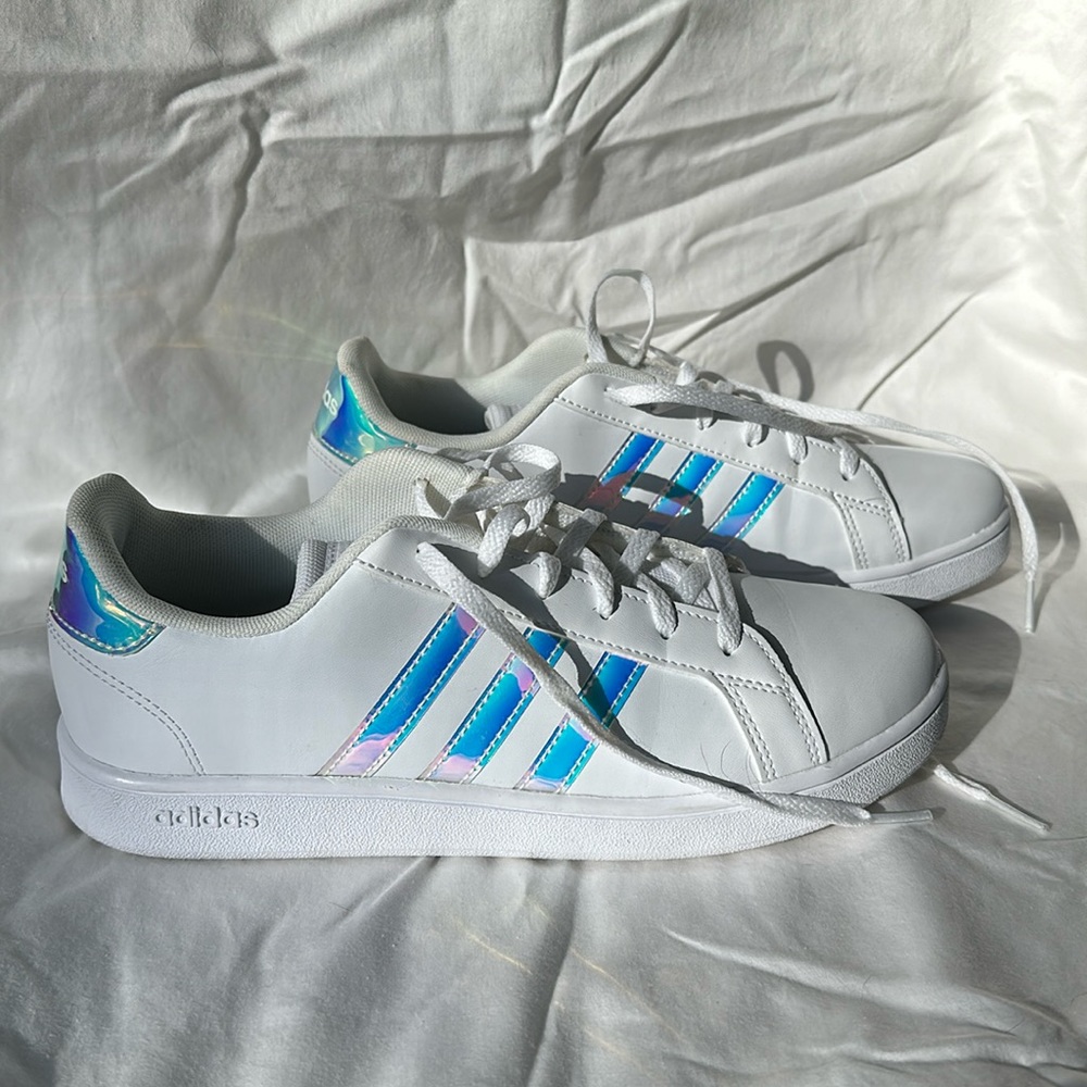 Adidas Grand Court ‘Pink Hologram’
